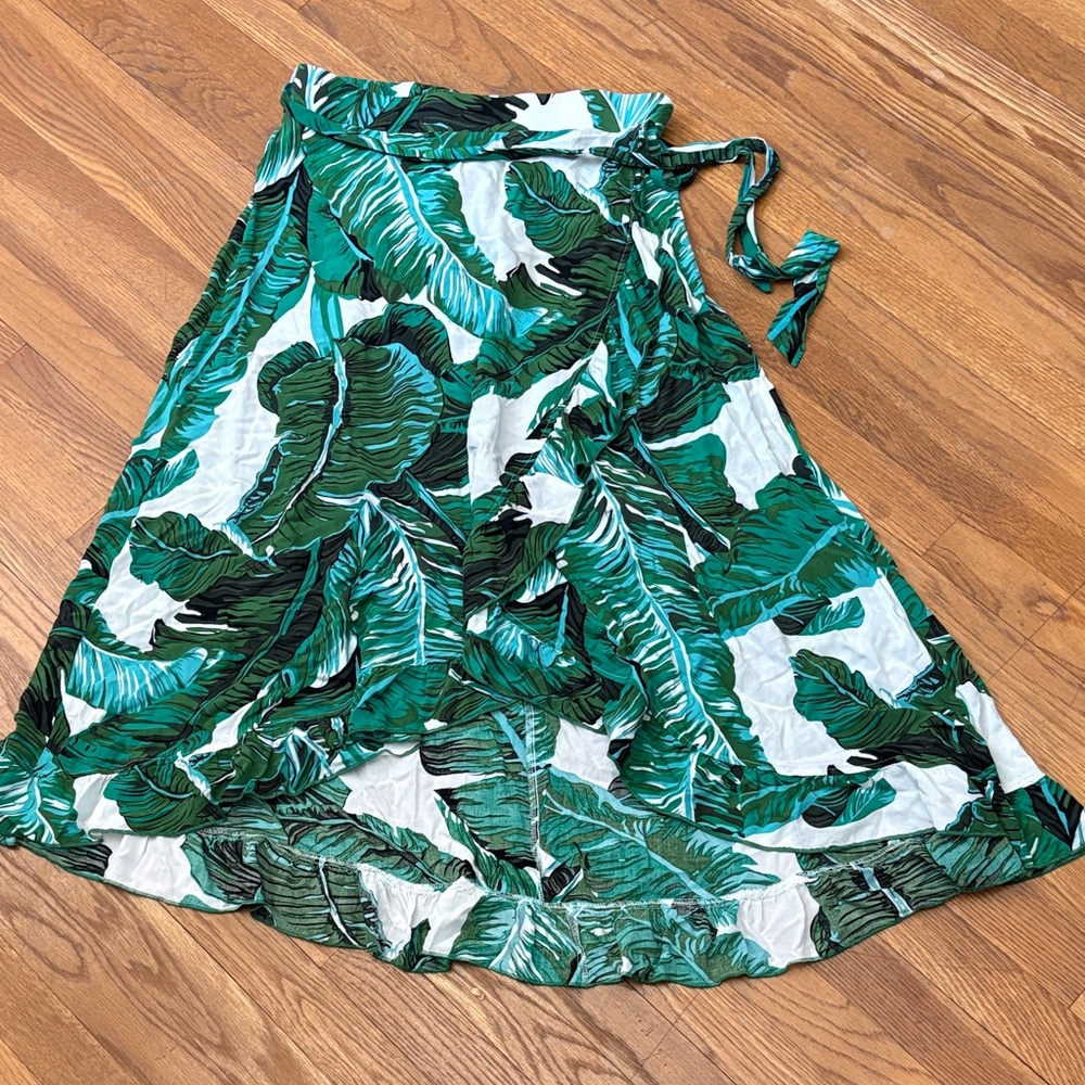 Solitaire Swim Green Tropical Leaf Wrap Skirt